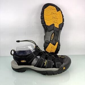 KEEN Men Newport H2 Sandals Sz 9.5 Black Gorpcore Outdoor Water Hiking shoes